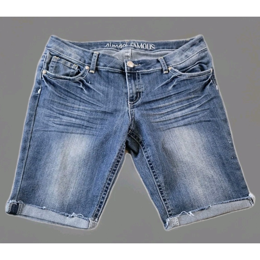 Almost Famous Junior Cut Off Denim Shorts Low Rise 34" Waist 10" Inseam Size  13